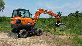 Колесный экскаватор Doosan DX 55W – фото 3
