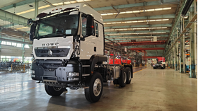 Тягач Howo TX 6x6 540 , МКПП+рет, усиленный рессорный, U(м), 12.00R24, 3,5д, двускат – фото 1