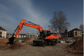 Колесный экскаватор Doosan DX190W – фото 1