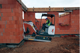 Гусеничный мини экскаватор Bobcat E17 – фото 6