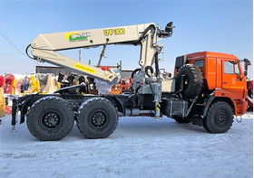 Седельный тягач КАМАЗ 43118-3090-50 с КМУ Инман ИФ 300 с дополнительными передними поворотными опорами, ССУ 2 – фото 1