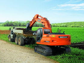Экскаватор гусеничный Doosan DX180NLC – фото 1