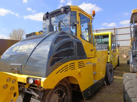Асфальтовый каток Bomag BW 24 RH – фото 6