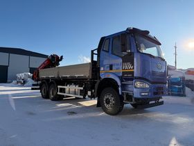 Кран-манипулятор на шасси FAW 3250 за кабиной SUNHUNK K238-4 – фото 1